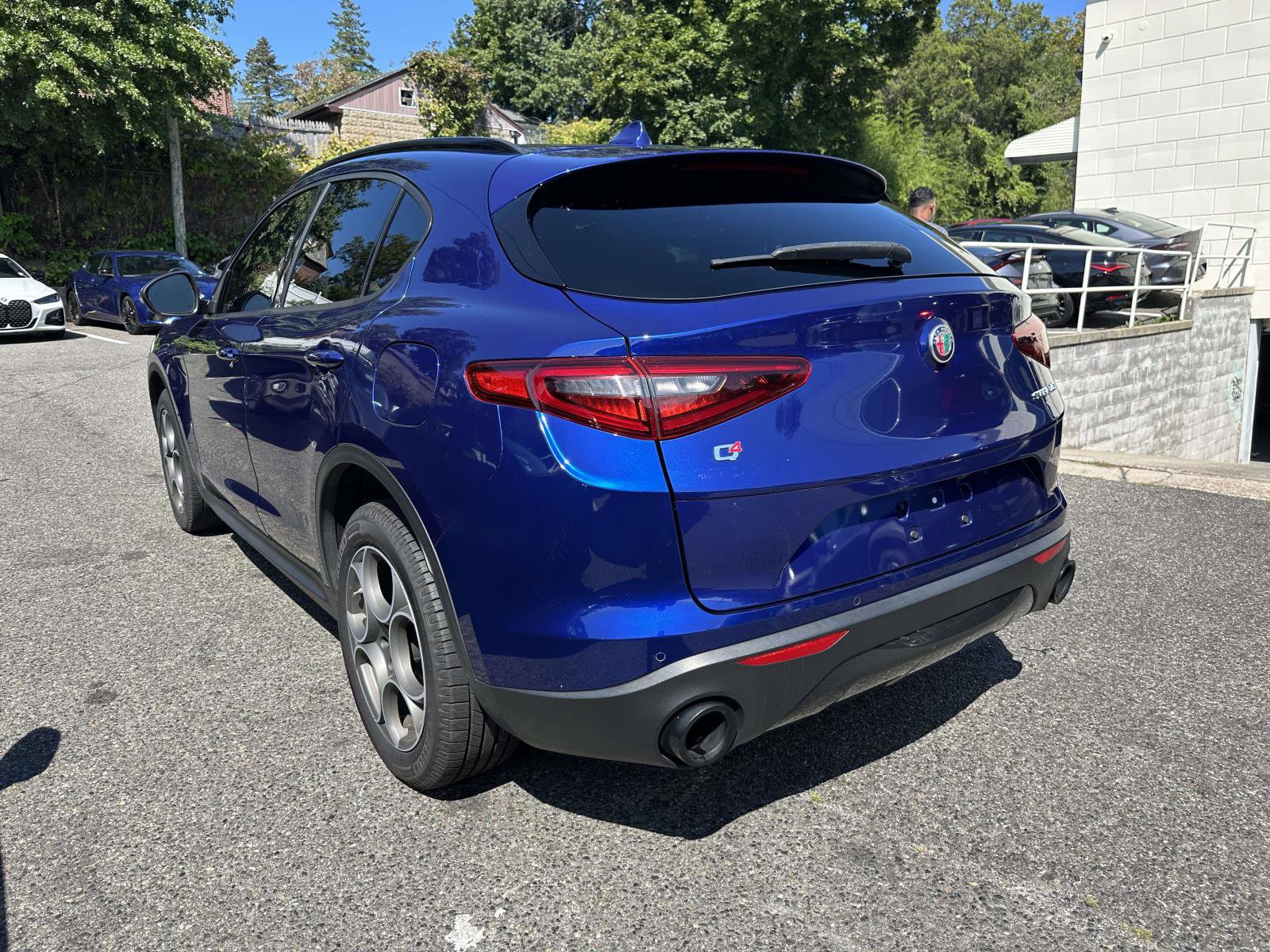Used 2022 Alfa Romeo Stelvio Sprint AWD/4WD image 6