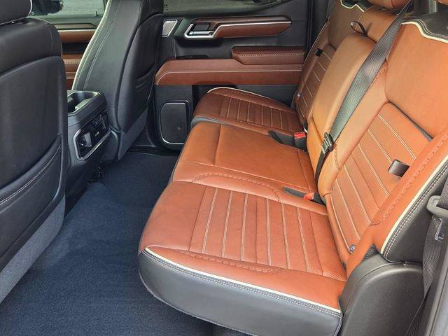 Used 2024 GMC Sierra 1500 Denali Ultimate AWD/4WD image 11