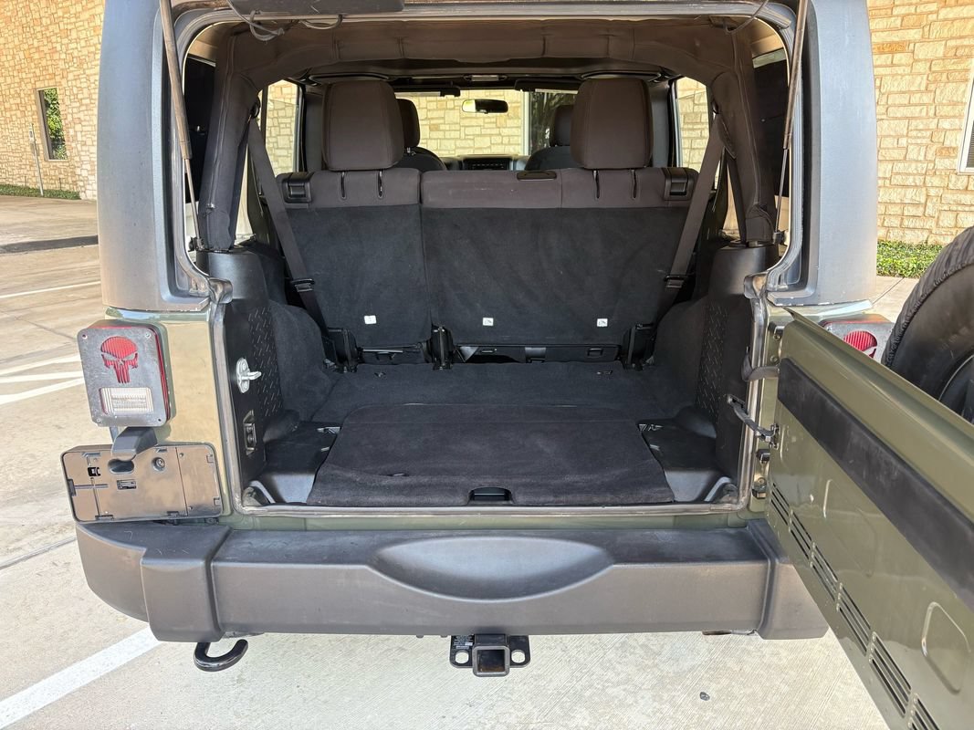 Used 2015 Jeep Wrangler Unlimited Sport AWD/4WD image 10