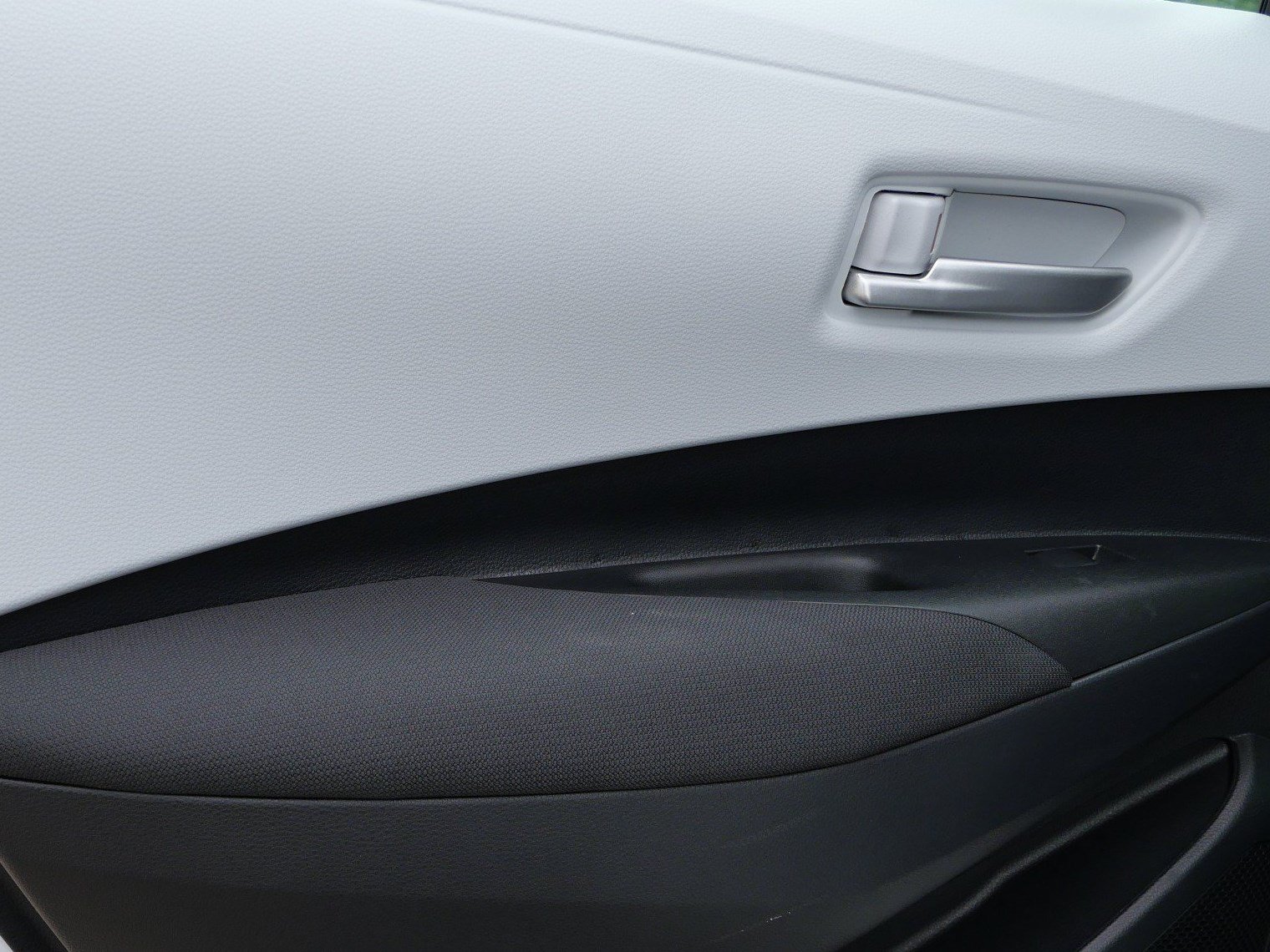 New 2026 Toyota Corolla SE w/ SE Package FWD image 9