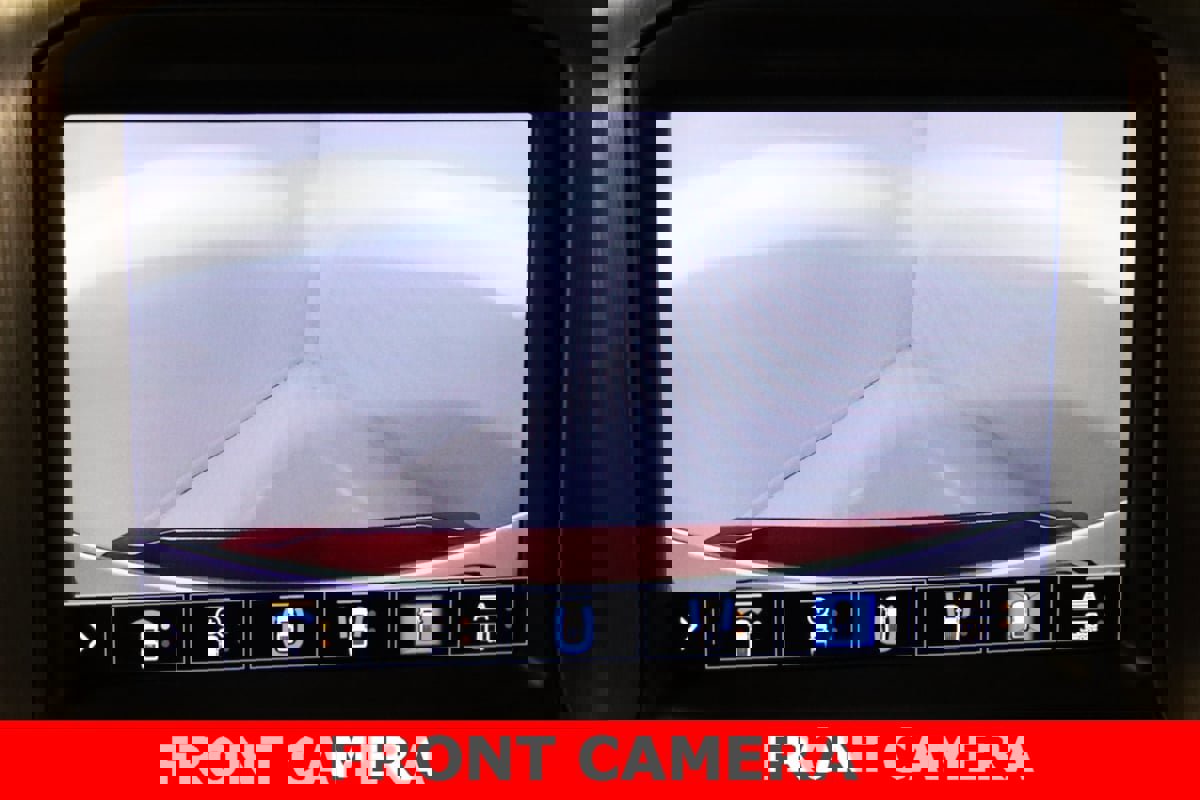 Used 2022 GMC Sierra 3500 Denali w/ Denali Ultimate Package image 29