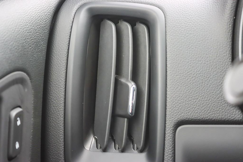 Used 2021 Chevrolet Colorado LT w/ Safety Package image 46