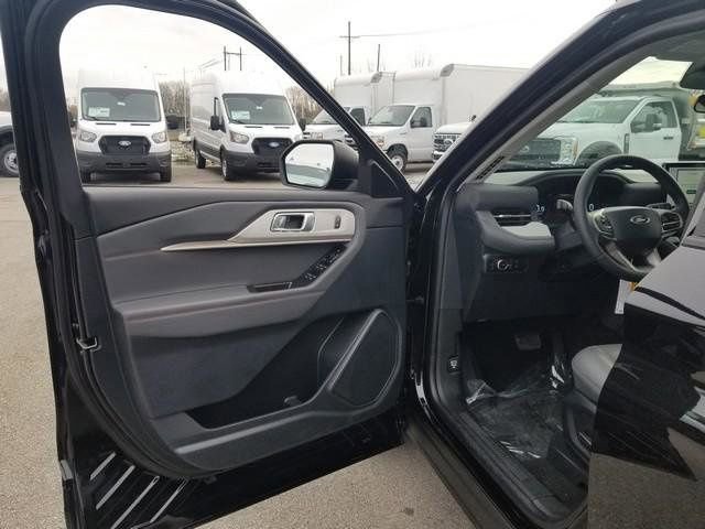 New 2026 Ford Explorer Active w/ Active Comfort Package image 14