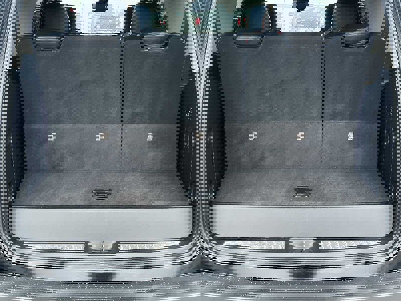 Used 2016 Cadillac Escalade Premium image 33