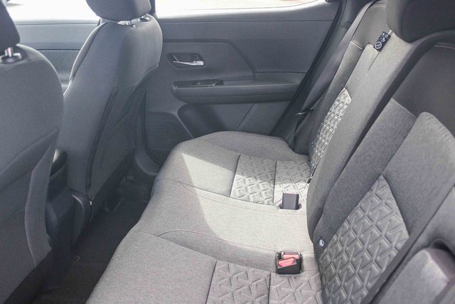 New 2026 Nissan Kicks SV image 18