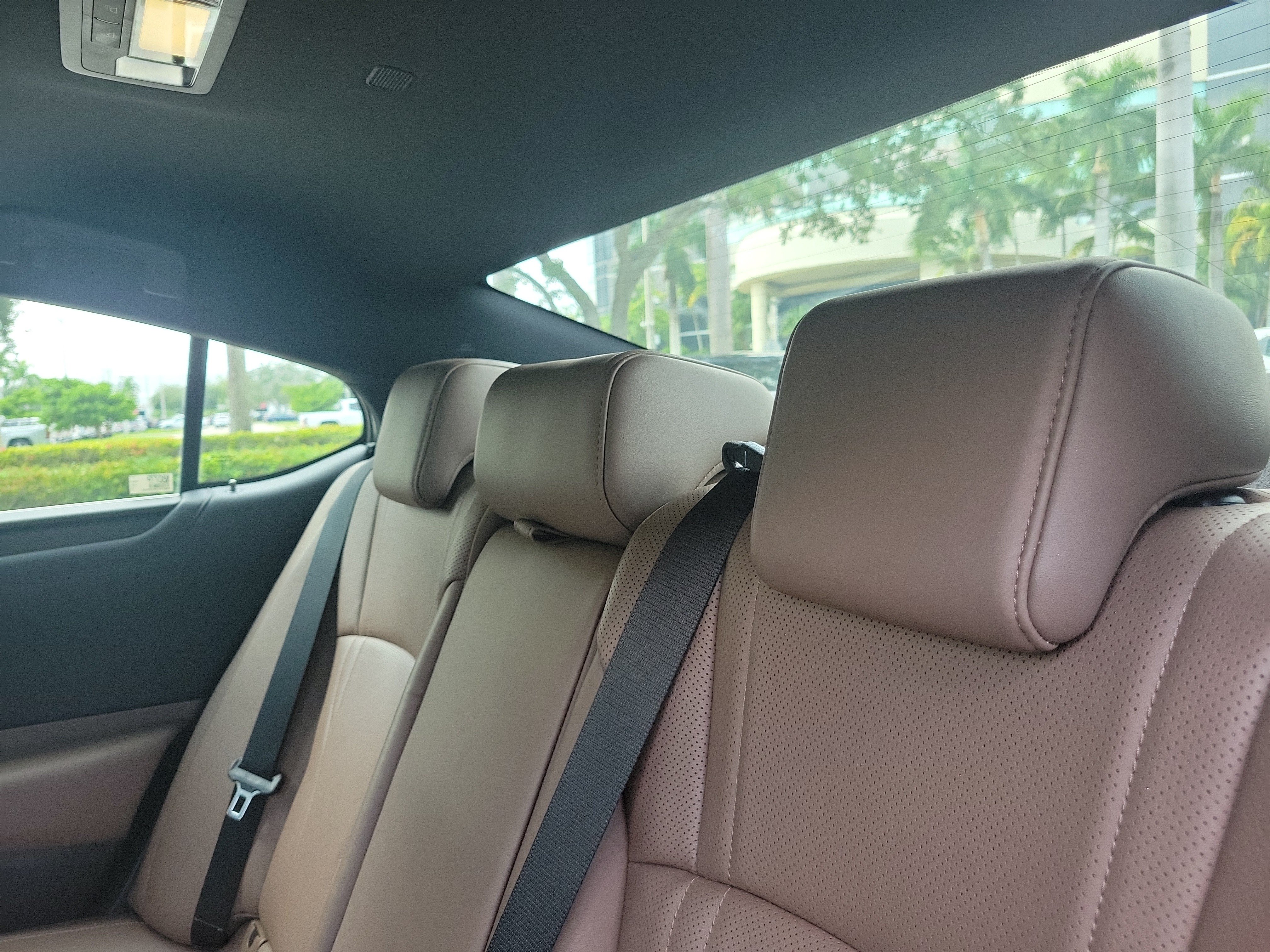Used 2025 Lexus ES 250 w/ Luxury Package AWD/4WD image 15