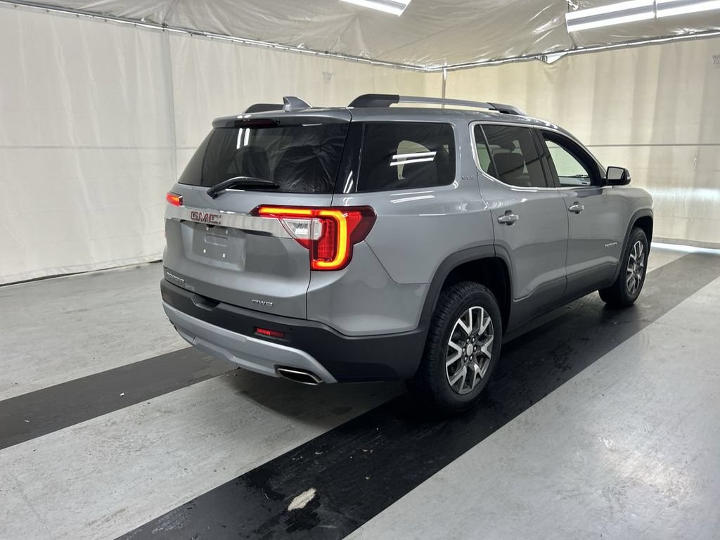 Certified 2023 GMC Acadia SLE w/ Driver Convenience Package AWD/4WD image 2