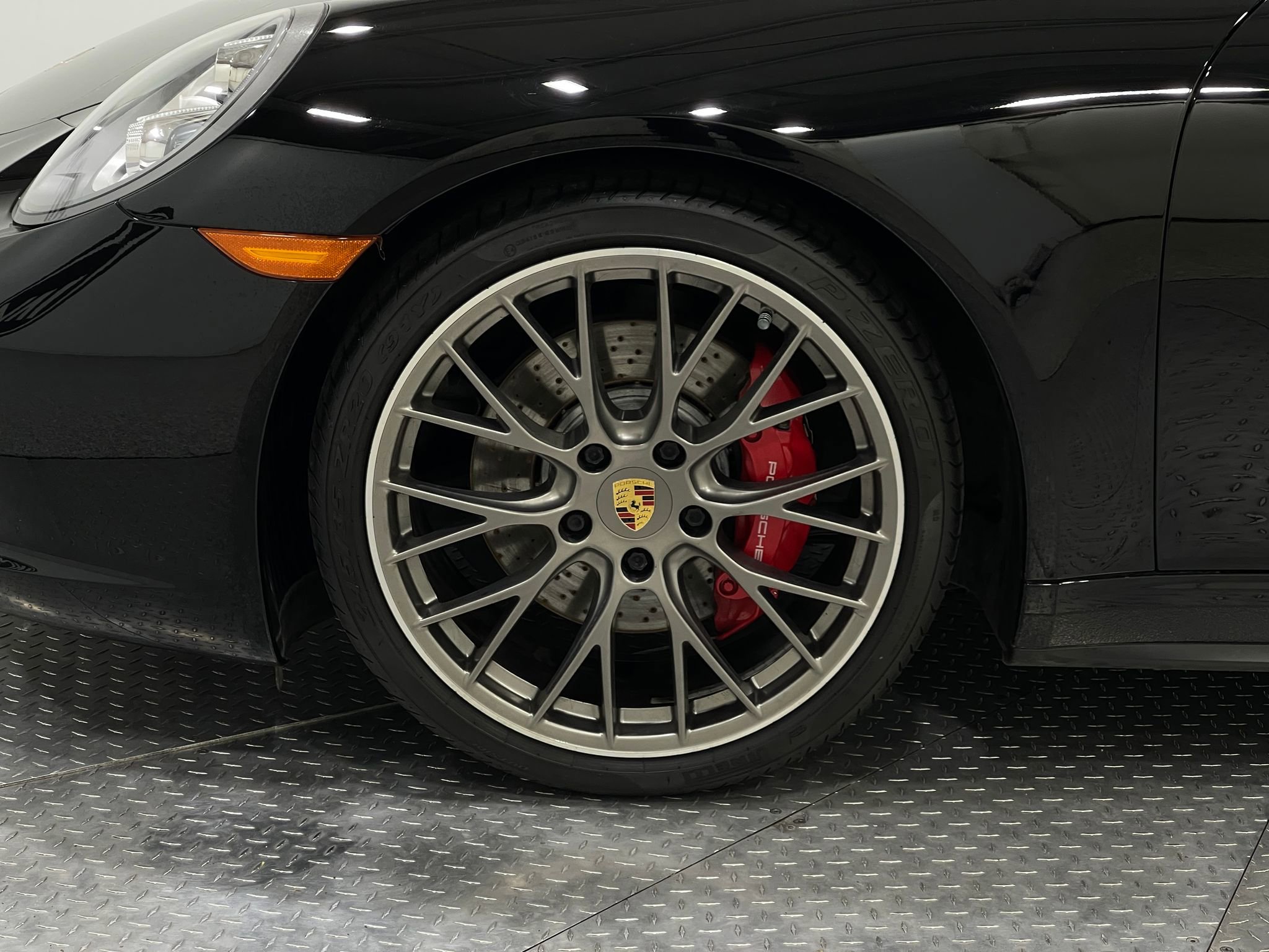 Used 2017 Porsche 911 Carrera 4S AWD/4WD image 34