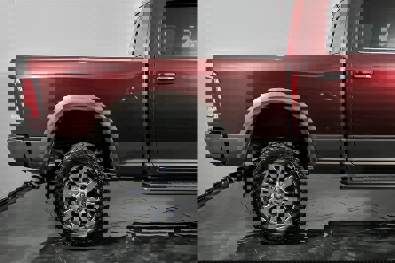 Used 2018 RAM 3500 Laramie Longhorn w/ Longhorn Southfork Package image 11