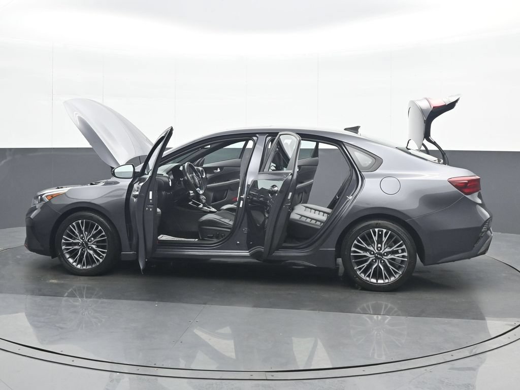 Used 2023 Kia Forte GT-Line w/ GT-Line Premium Package FWD image 38