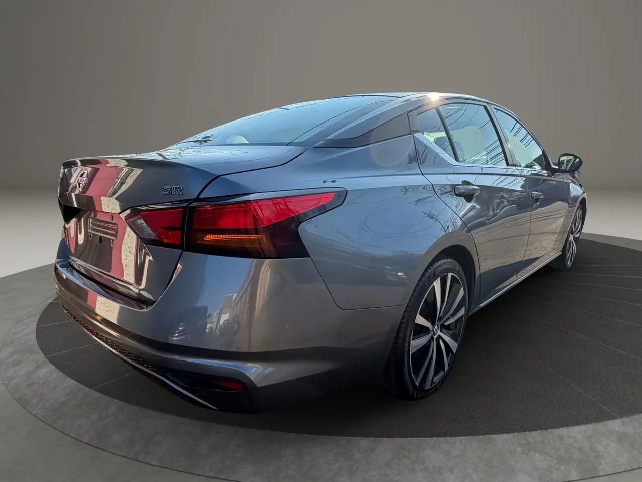 Used 2019 Nissan Altima 2.5 SR image 5