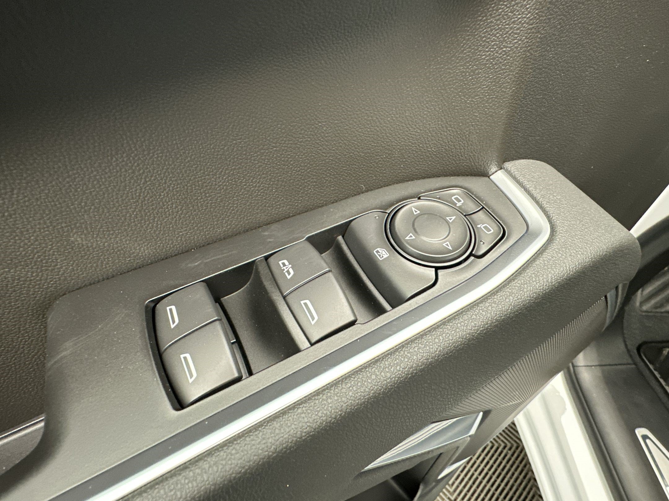 New 2026 Chevrolet Silverado 1500 LT AWD/4WD image 12