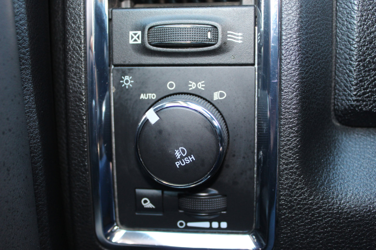 Used 2015 RAM 1500 Laramie Longhorn w/ Convenience Group image 25