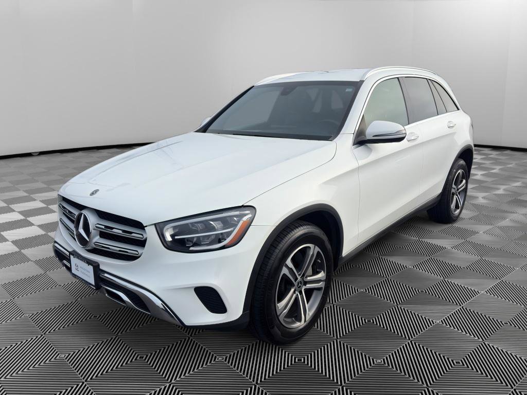 Used 2020 Mercedes-Benz GLC 300 4MATIC image 3
