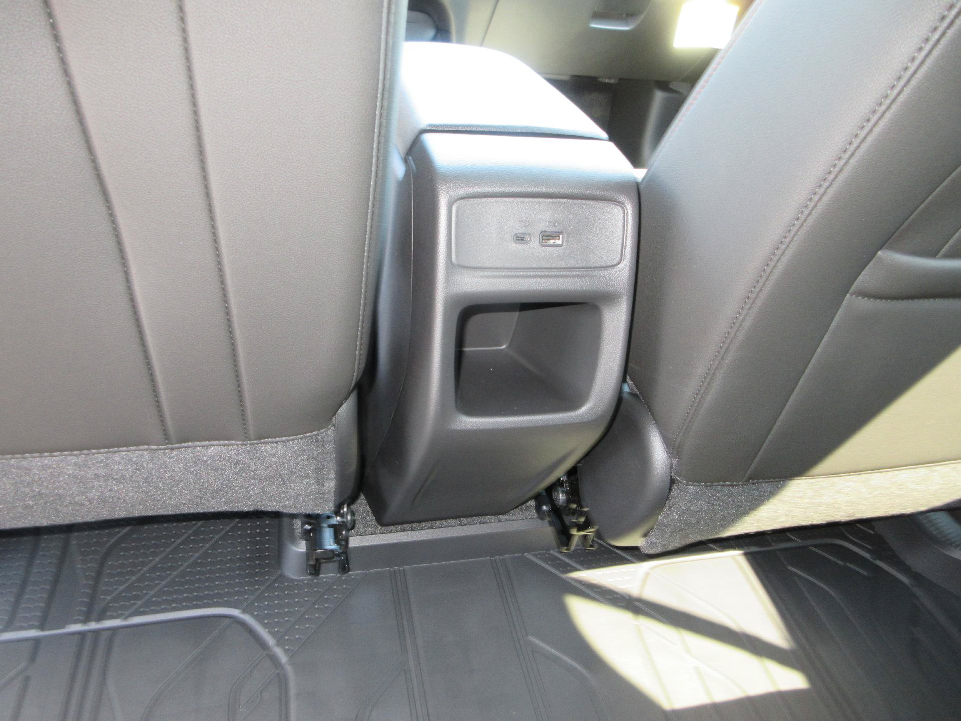 New 2026 Chevrolet Trax RS w/ Sunroof Package FWD image 14
