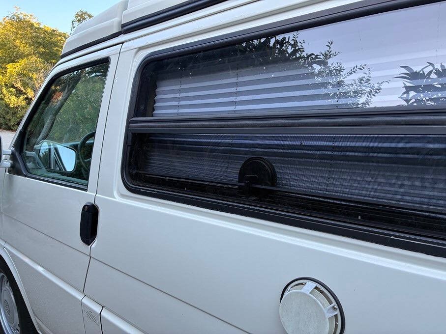 Used 2003 Volkswagen Eurovan Camper FWD image 34