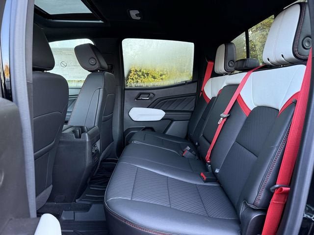 New 2026 GMC Canyon AT4X w/ Off-Road Front Bumper Package AWD/4WD image 10