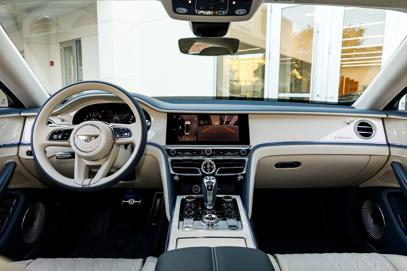 New 2026 Bentley Flying Spur Azure image 38