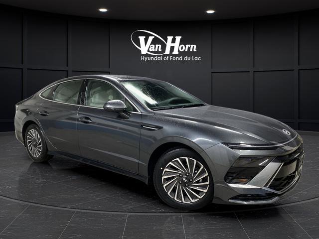 New 2026 Hyundai Sonata SEL image 1