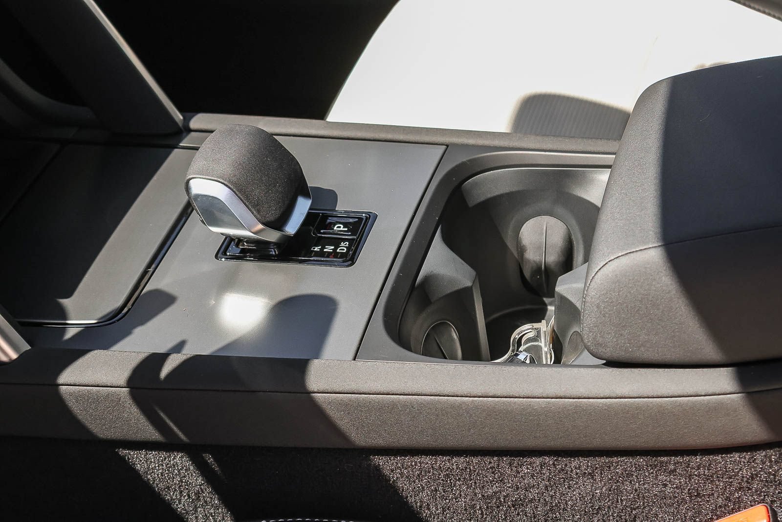 New 2026 Land Rover Discovery Sport Landmark AWD/4WD image 30
