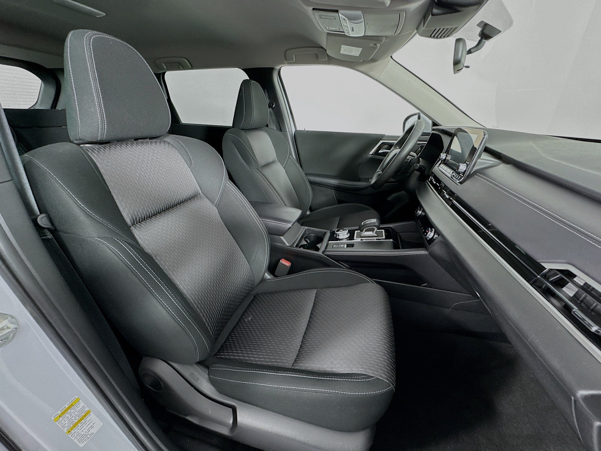 Used 2023 Mitsubishi Outlander ES FWD image 26