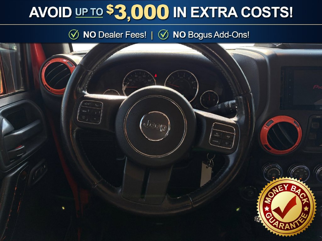 Used 2015 Jeep Wrangler Unlimited Rubicon w/ Connectivity Group AWD/4WD image 18