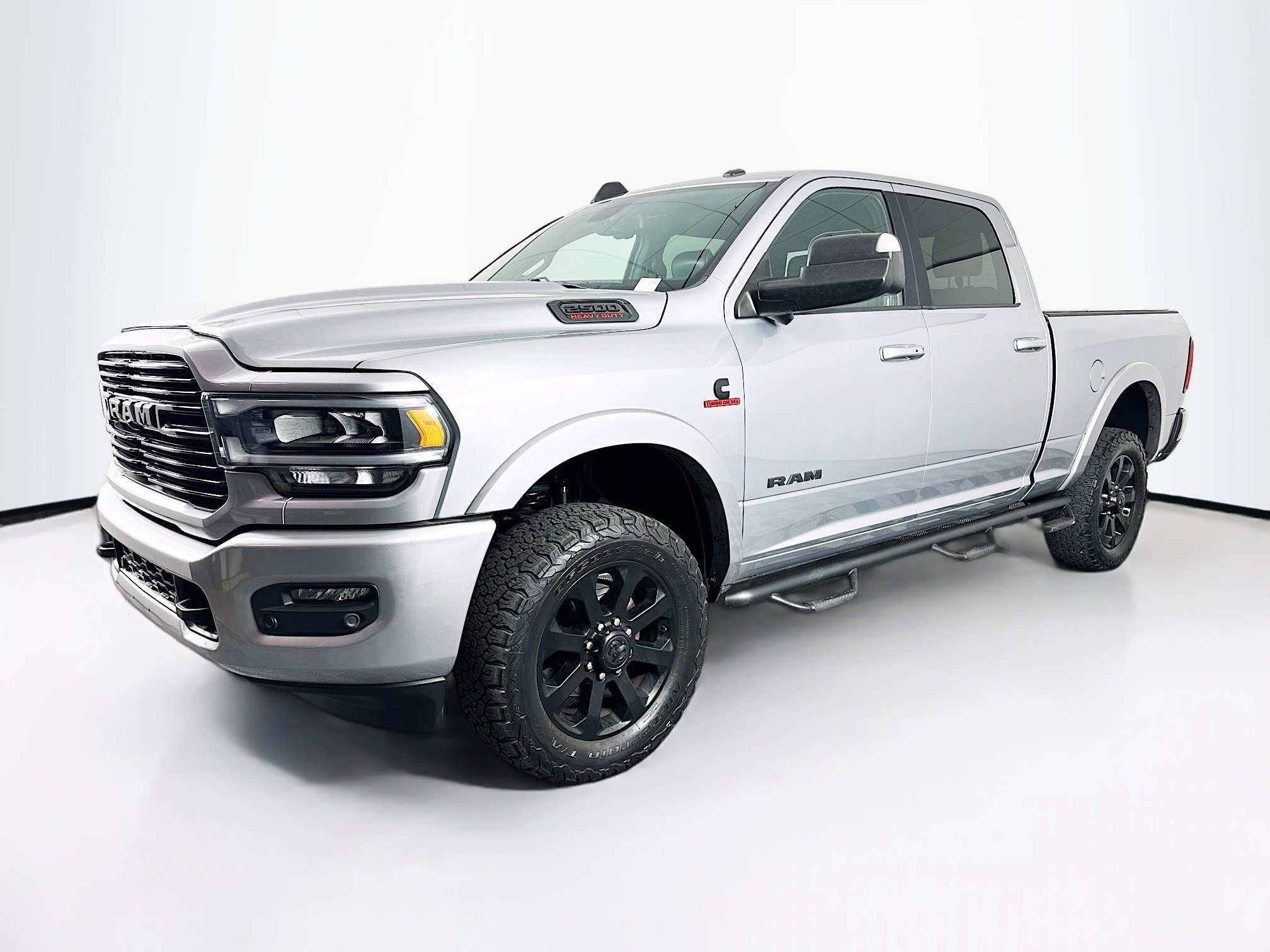 Used 2021 RAM 2500 Laramie w/ Night Edition image 3