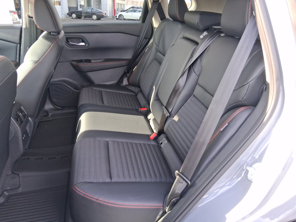 New 2026 Nissan Rogue SV image 10