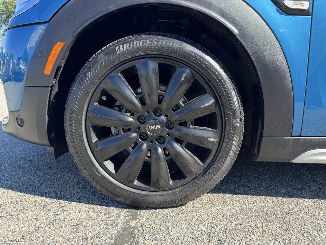 Used 2017 MINI Cooper Countryman ALL4 AWD/4WD image 4
