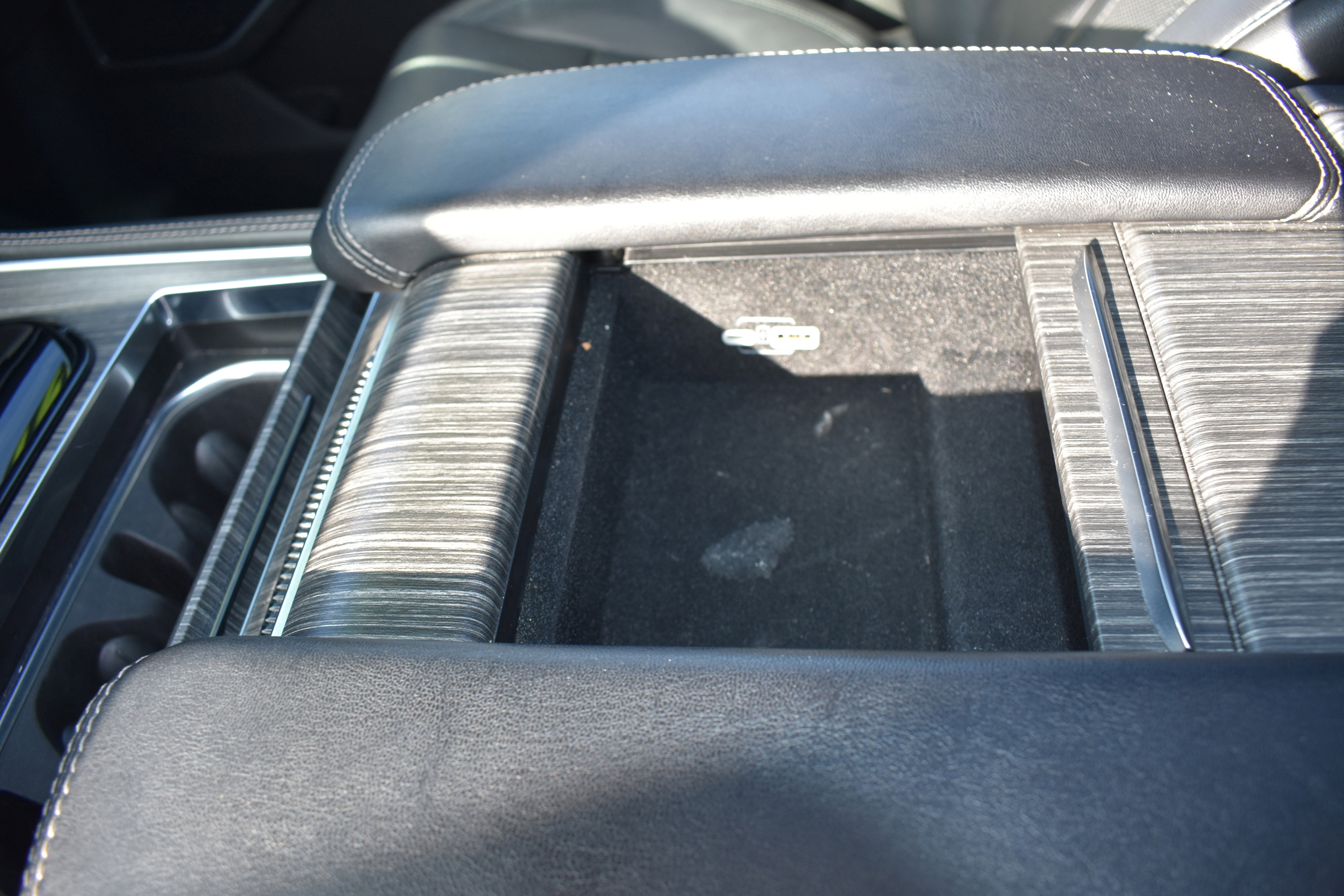 Used 2024 Jeep Wagoneer L Series II w/ Premium Group I image 24