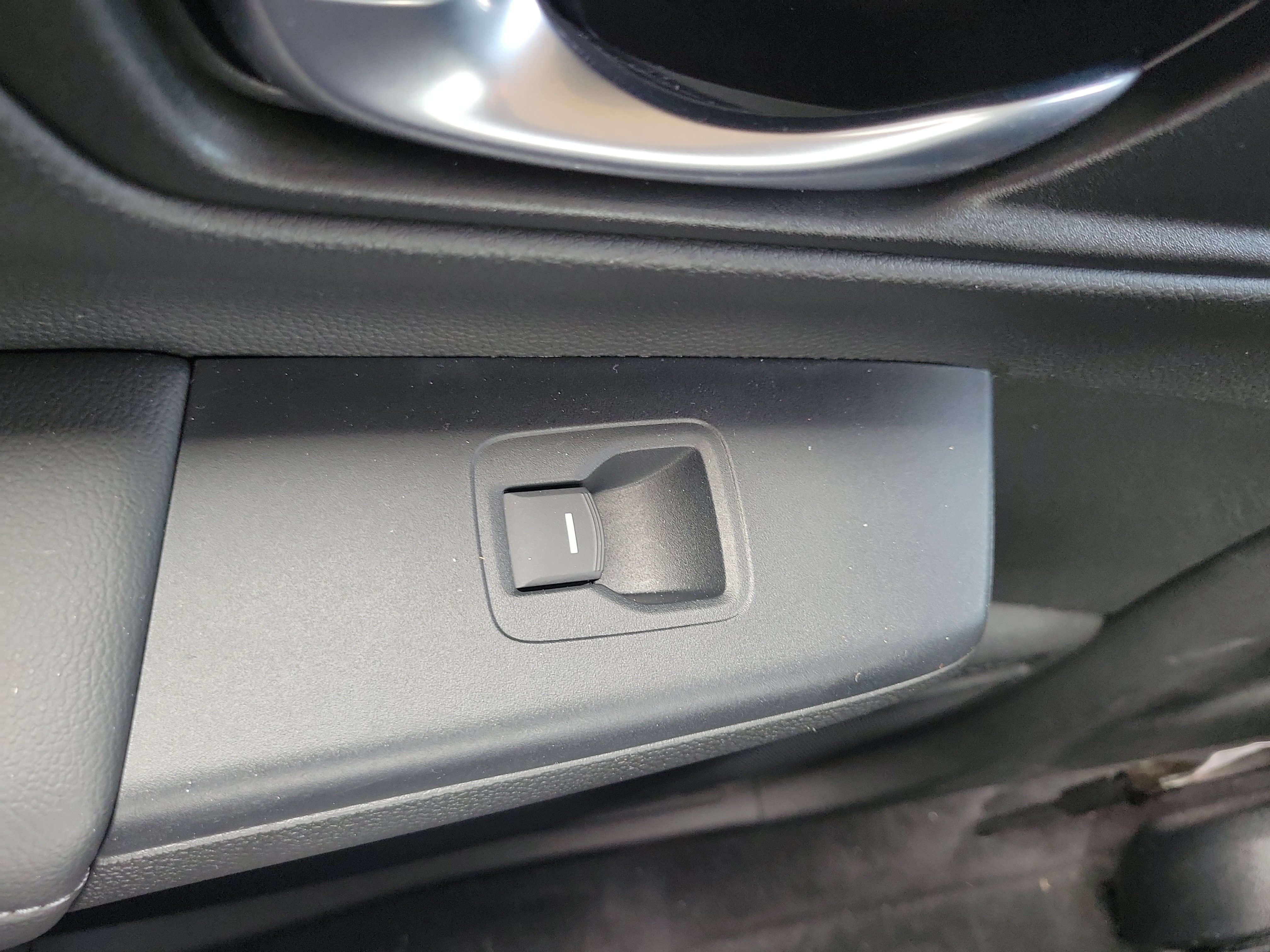 Used 2024 Honda CR-V LX image 14