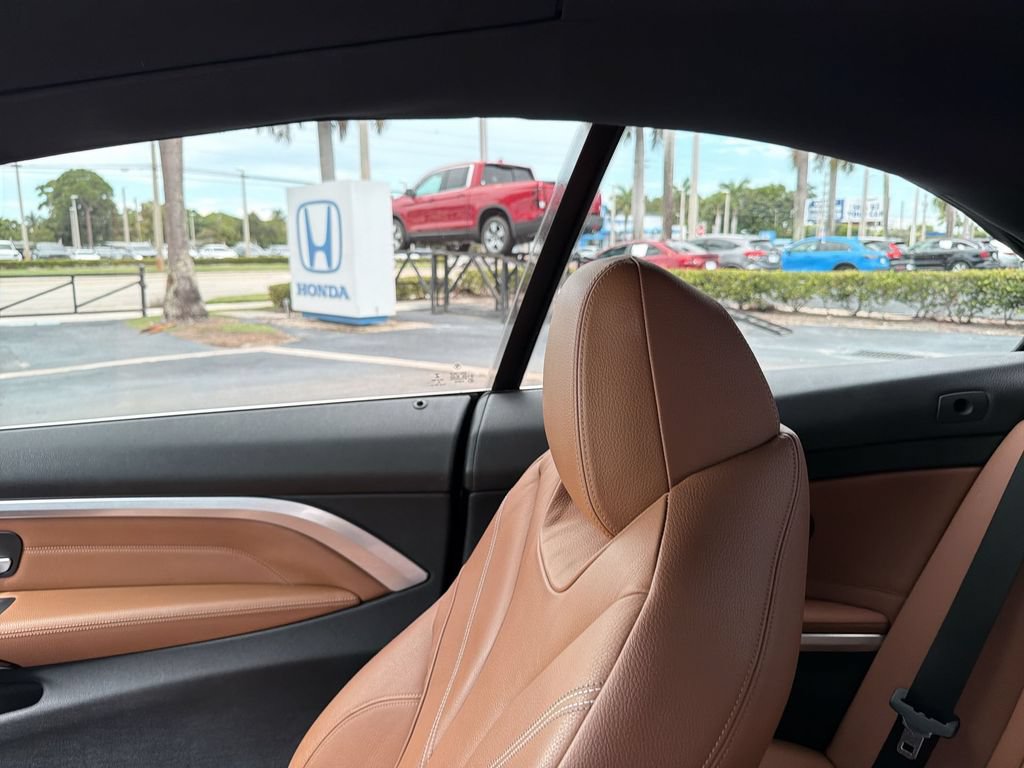 Used 2017 BMW 430i Convertible RWD image 12
