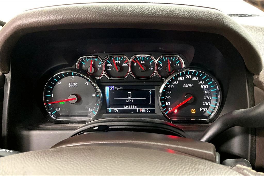 Used 2019 Chevrolet Tahoe LS w/ Enhanced Driver Alert Package RWD image 26
