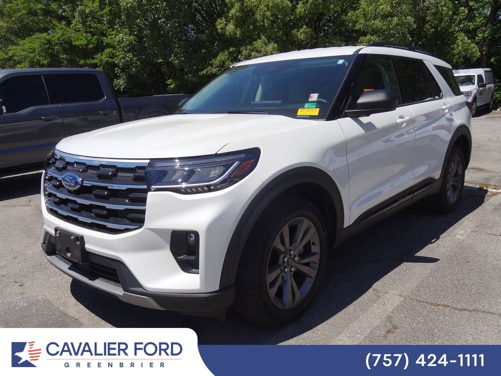 Used 2026 Ford Explorer Active w/ Active Comfort Package AWD/4WD image 4