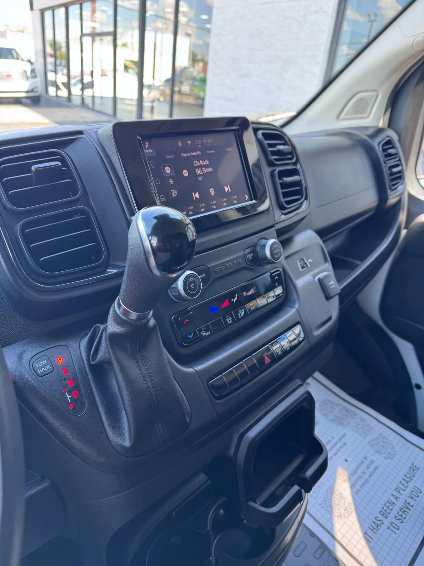 Used 2023 RAM ProMaster 2500 image 18