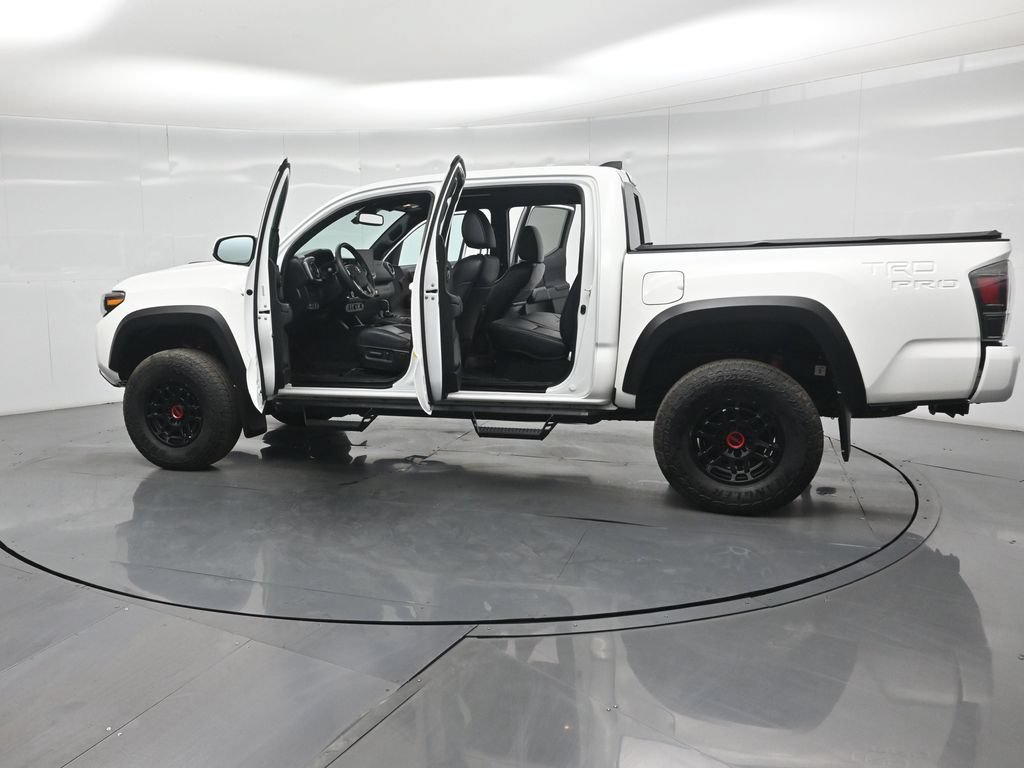 Used 2022 Toyota Tacoma TRD Pro AWD/4WD image 34