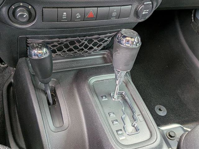Used 2014 Jeep Wrangler Unlimited Sahara AWD/4WD image 11