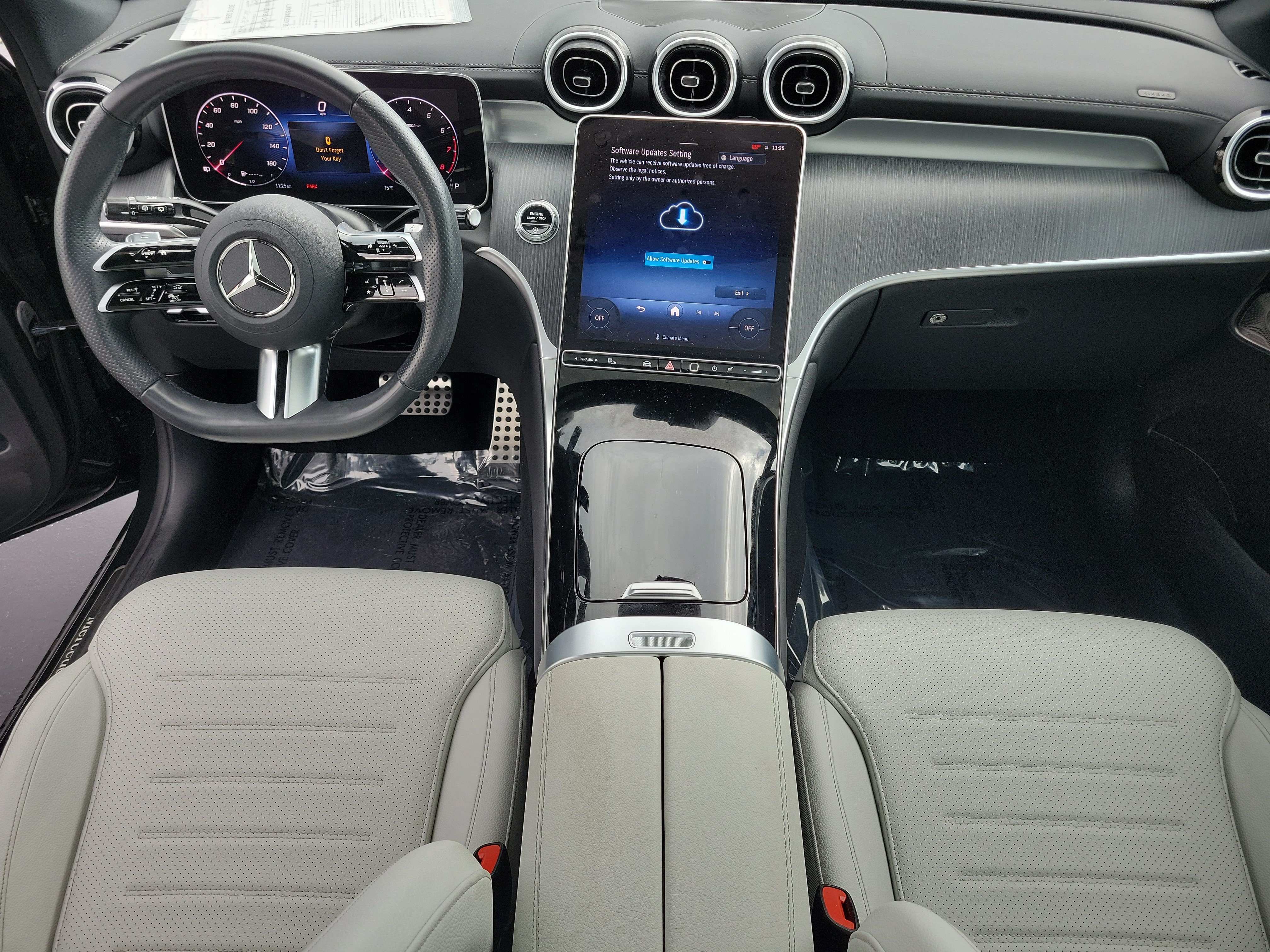Used 2024 Mercedes-Benz GLC 300 image 13