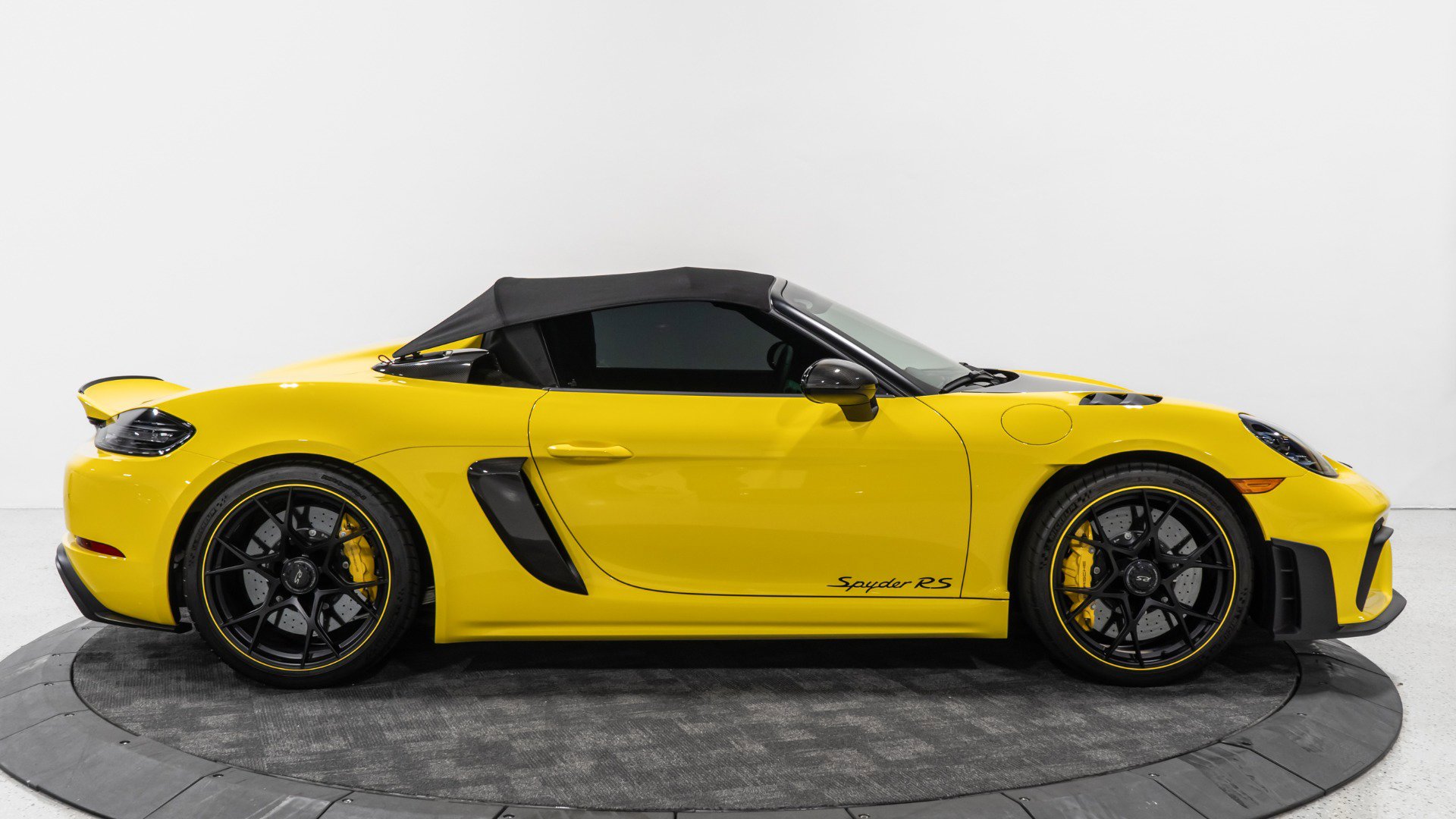 Used 2024 Porsche 718 Boxster Spyder RS image 22