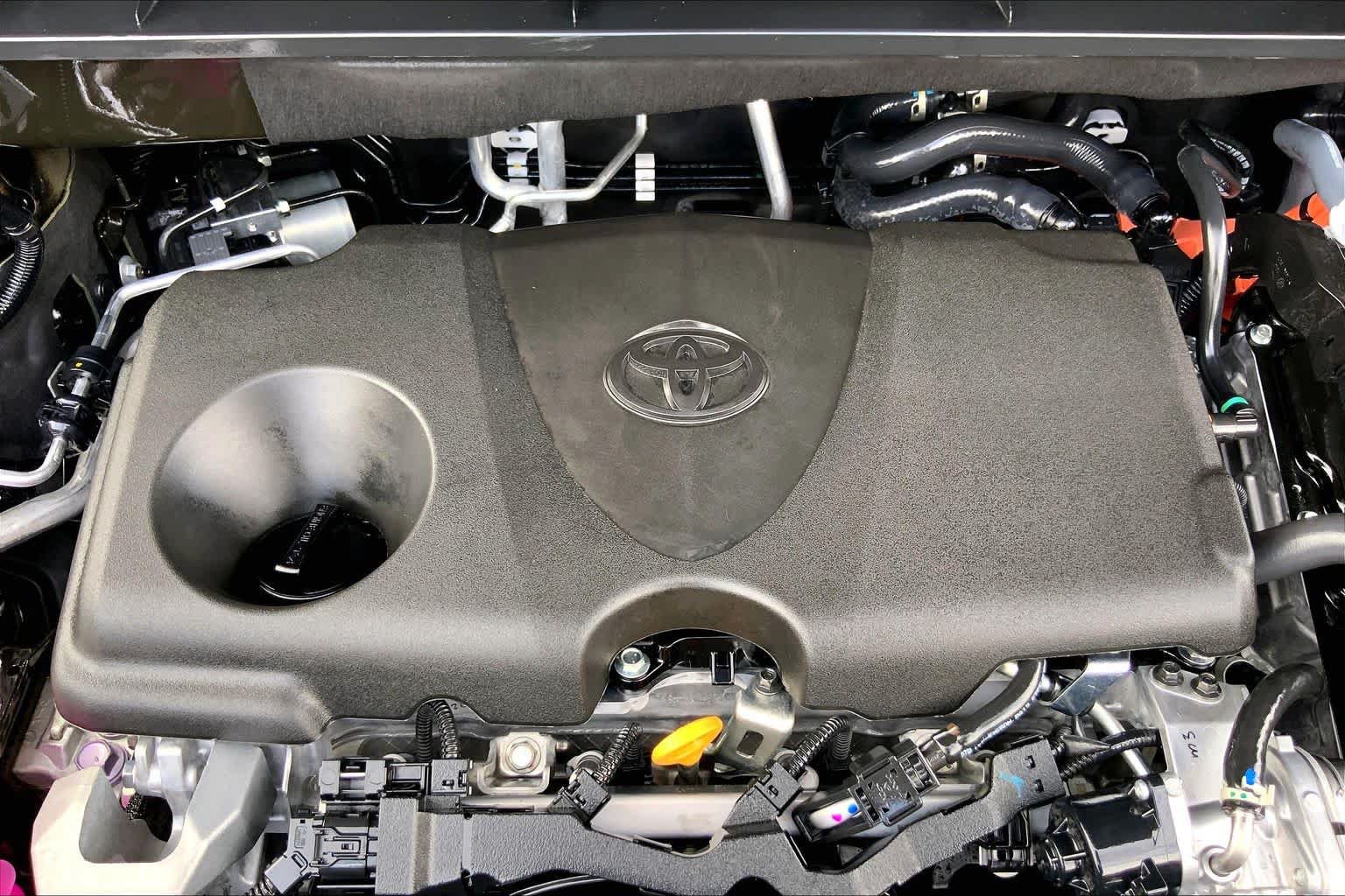 Certified 2026 Toyota Highlander Platinum AWD/4WD image 32