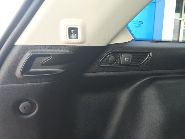 Used 2022 Jeep Grand Cherokee Limited image 11