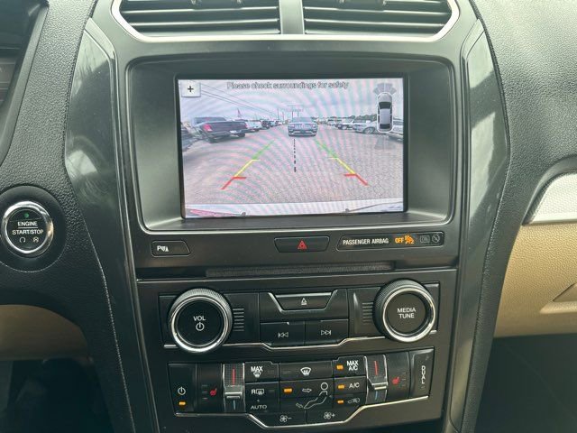 Used 2017 Ford Explorer XLT w/ Equipment Group 202A image 33