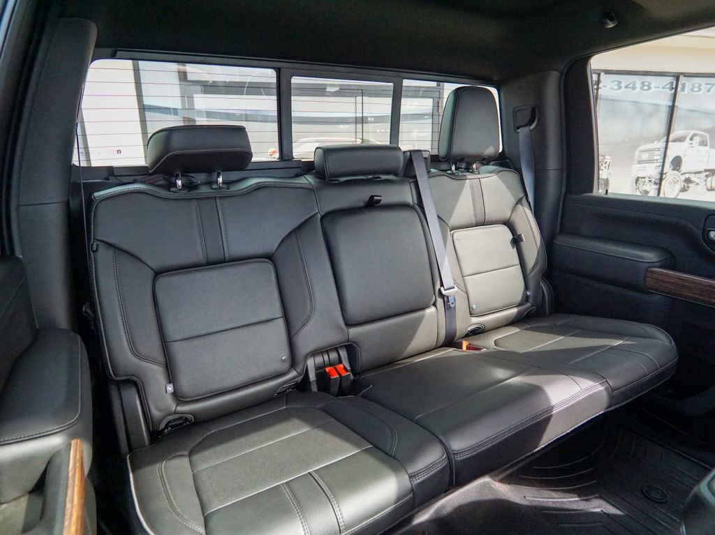 Used 2021 Chevrolet Silverado 3500 High Country image 37