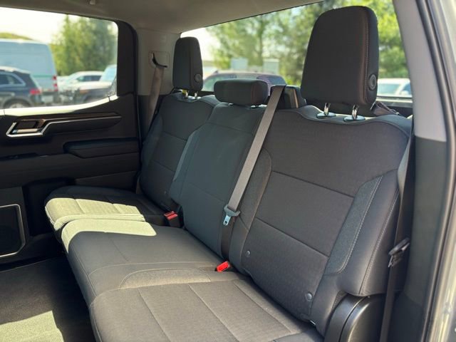 Used 2024 Chevrolet Silverado 1500 LT AWD/4WD image 27