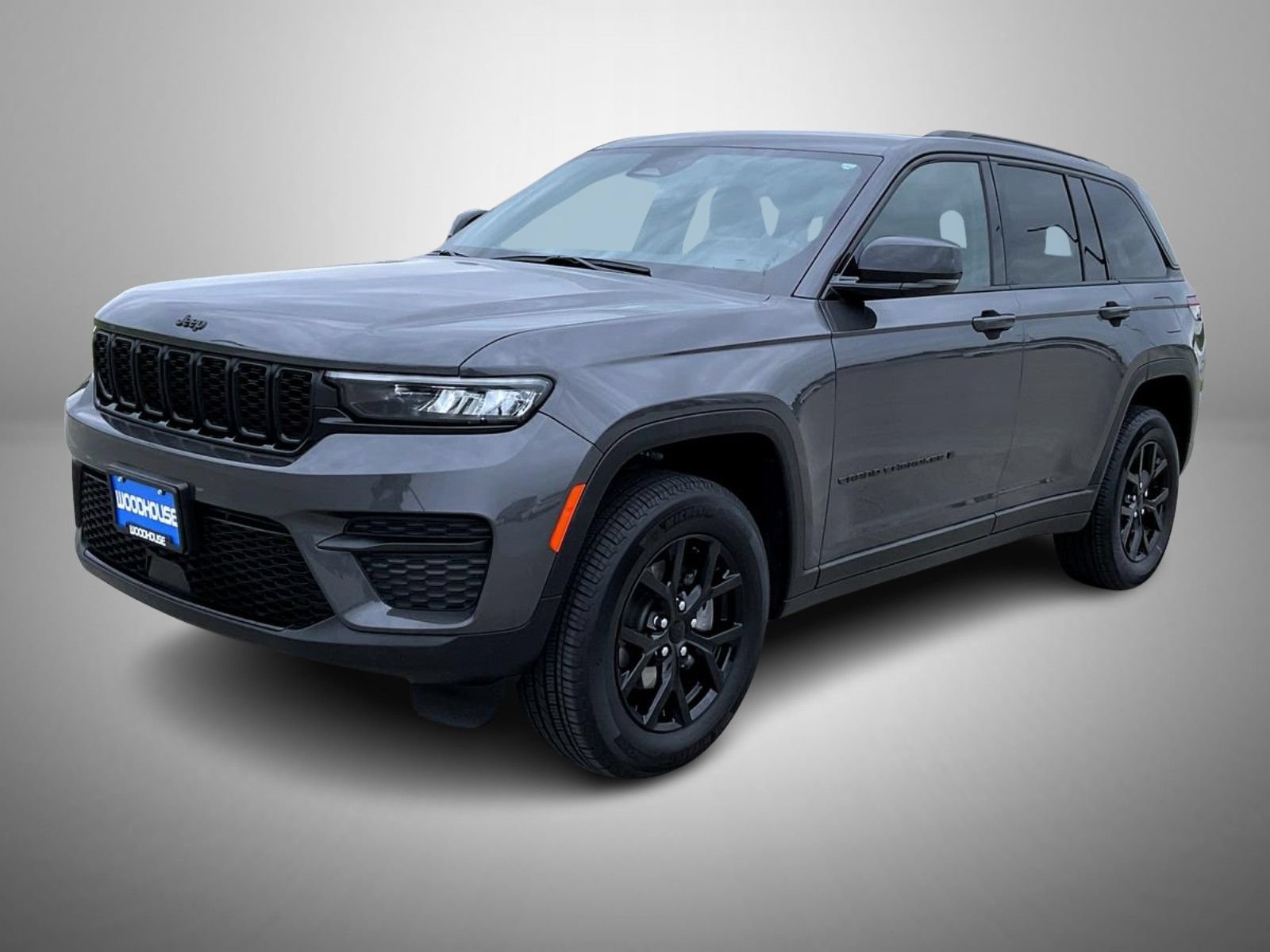 Used 2024 Jeep Grand Cherokee Altitude