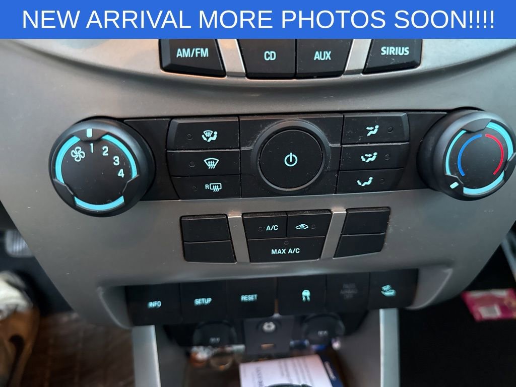 Used 2010 Ford Focus SES FWD image 12