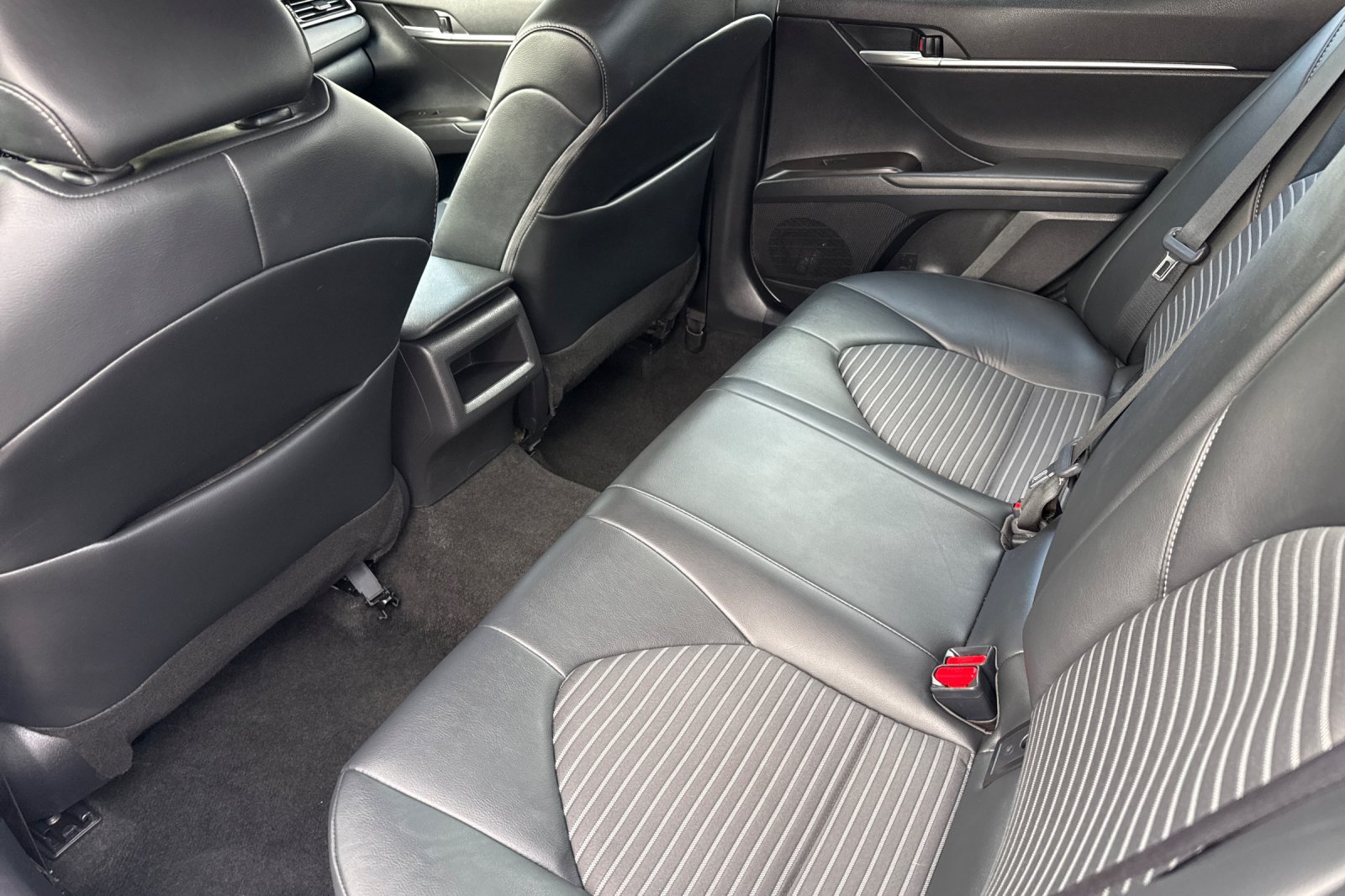 Certified 2024 Toyota Camry SE FWD image 12