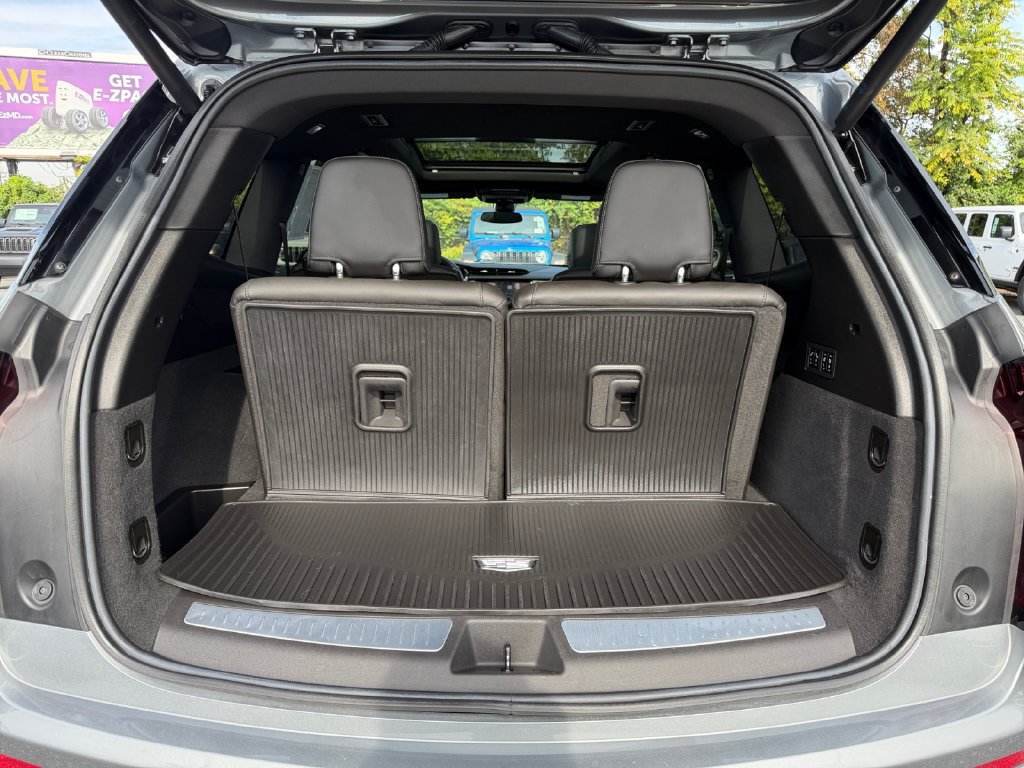 Used 2024 Cadillac XT6 Premium Luxury w/ LPO, Floor Liner Package AWD/4WD image 17