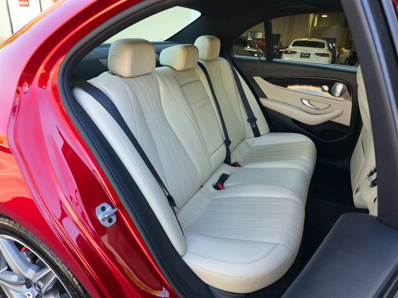Used 2019 Mercedes-Benz E 300 w/ Premium 1 Package image 32