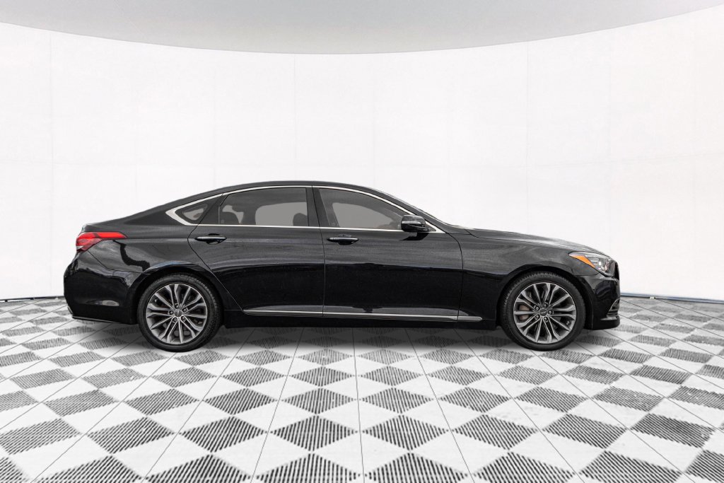 Used 2015 Hyundai Genesis 3.8 AWD/4WD image 11